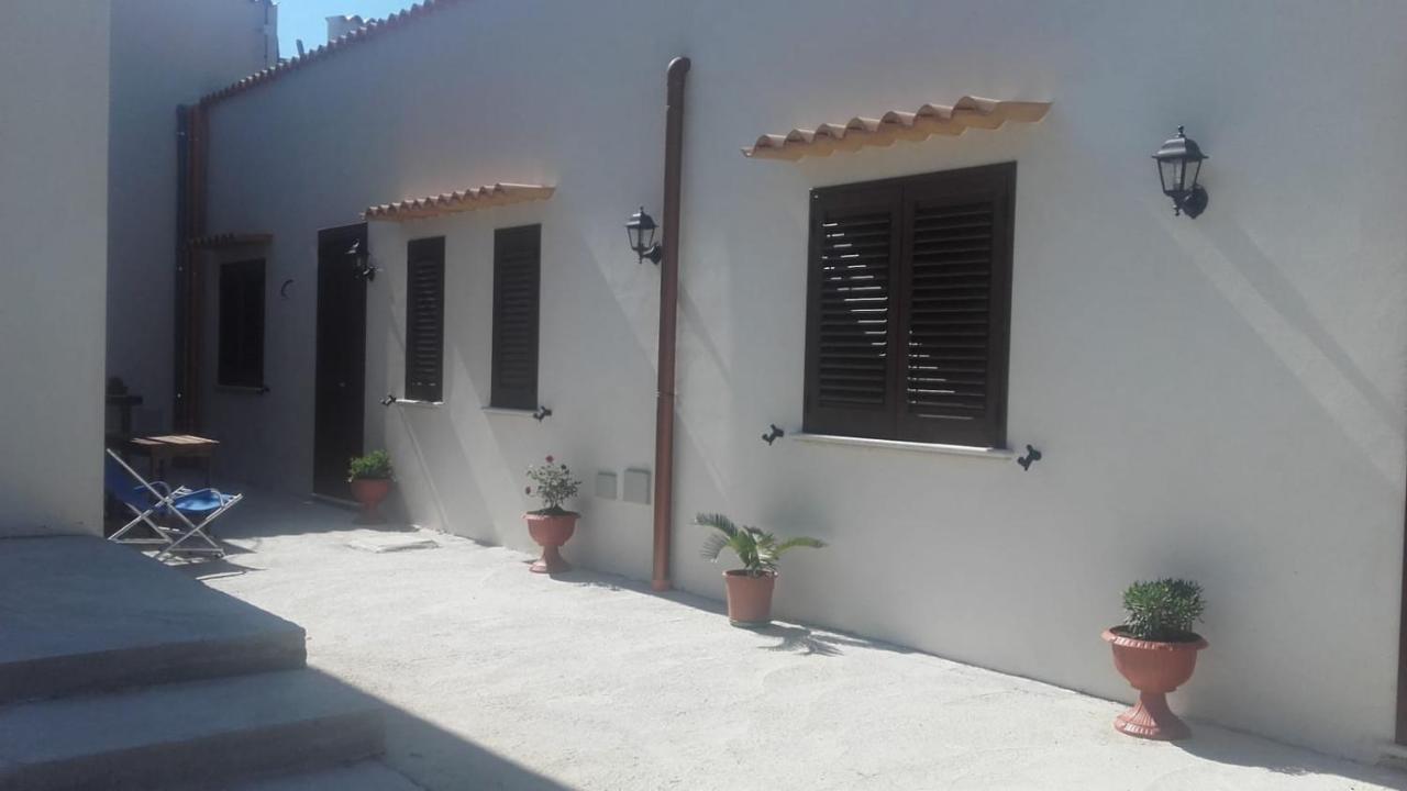 Giulicia B&B Valderice Buitenkant foto
